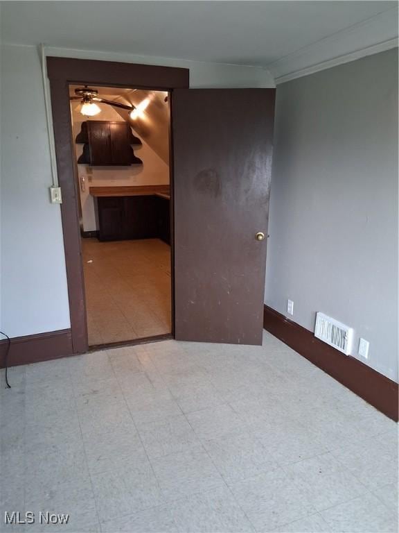 930 Evangeline Rd, Cleveland, OH 44110 - photo 22