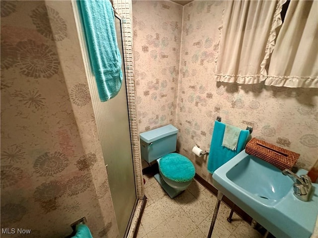 130 E 199th St, Euclid, OH 44119 - bathroom with tile patterned floors and a shower stall