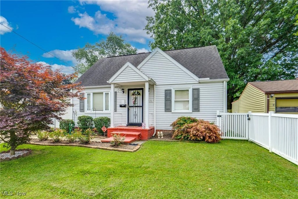 2220 39th St NW, Canton, OH 44709 - photo 1