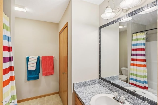 957 Devonwood Dr, Wadsworth, OH 44281 - bathroom with vanity and a shower with curtain