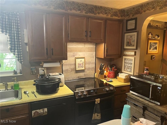 347 Townmill Ct, Painesville, OH 44077 - photo 6