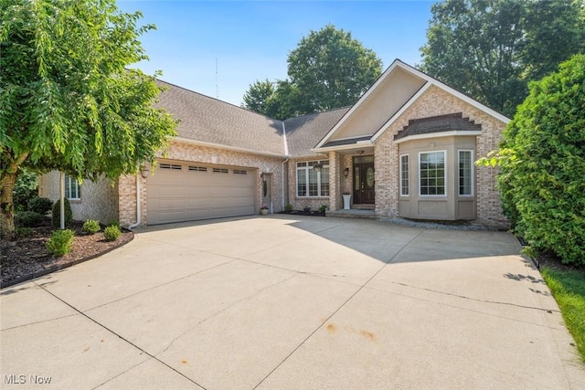 7661 Quail Hollow Dr, Seven Hills, OH 44131 - photo 1