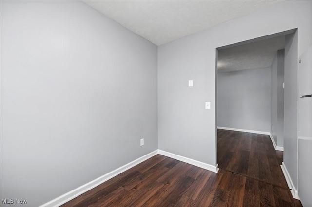 27087 Oakwood Cir Unit 102Y, Olmsted Twp, OH 44138 - unfurnished room featuring dark wood finished floors