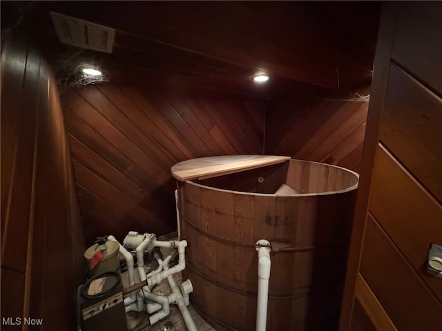 5436 Summerwood Ct Unit C, Willoughby, OH 44094 - relaxing sauna / steam room with wooden walls