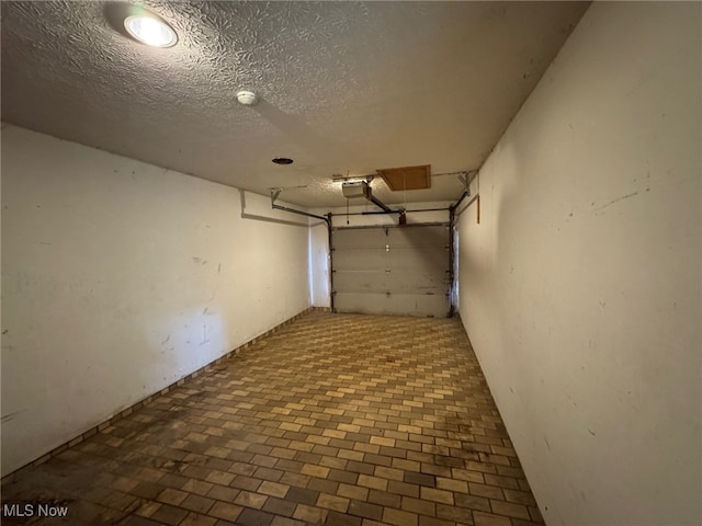 5436 Summerwood Ct Unit C, Willoughby, OH 44094 - garage with a garage door opener