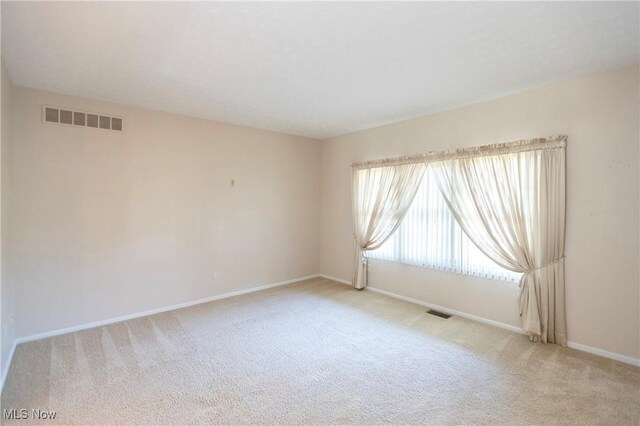 829 Dogwood Ln, Vermilion, OH 44089 - photo 9