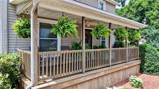 99 Mccook Ave, Carrollton, OH 44615 - property entrance with a porch