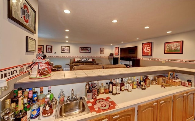 99 Mccook Ave, Carrollton, OH 44615 - bar featuring recessed lighting