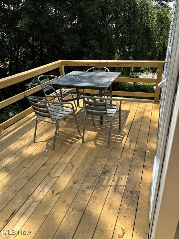 600 Marcus St, East Liverpool, OH 43920 - wooden terrace featuring outdoor dining area
