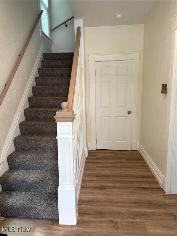600 Marcus St, East Liverpool, OH 43920 - stairs featuring wood finished floors