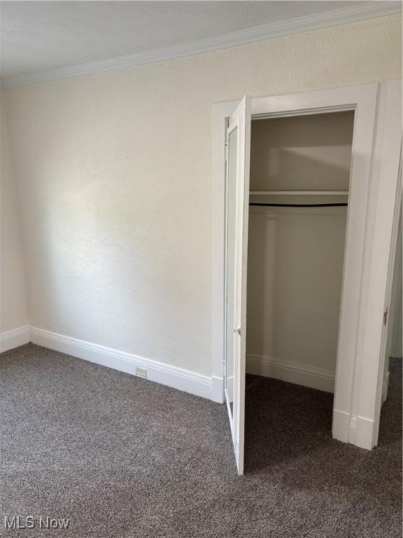 600 Marcus St, East Liverpool, OH 43920 - view of closet