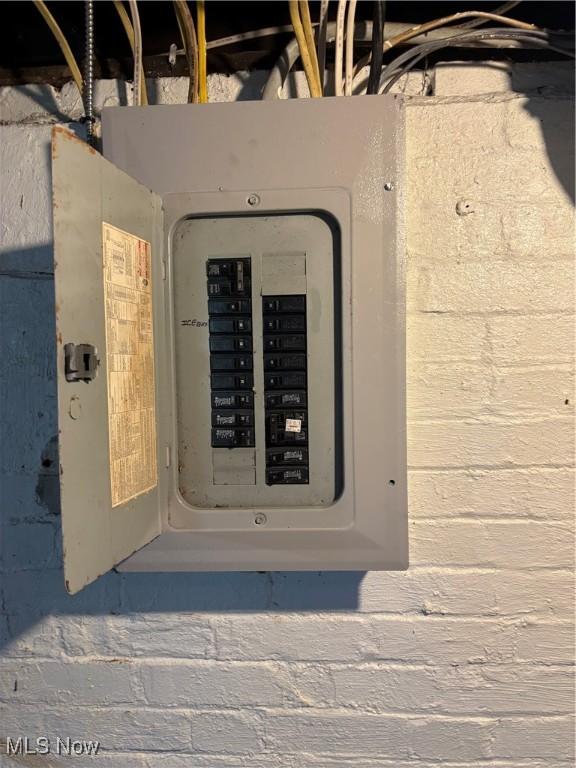 600 Marcus St, East Liverpool, OH 43920 - utility room featuring electric panel