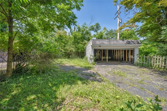 932 Helmsdale Rd, Cleveland Heights, OH 44112 - photo 23