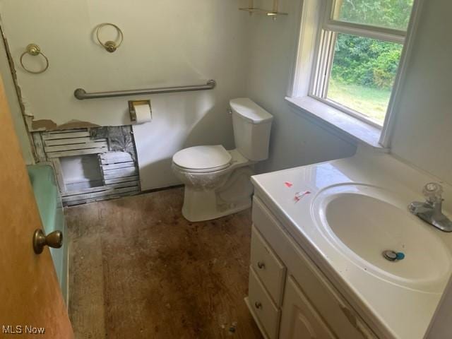 70610 Chermont Rd, Bridgeport, OH 43912 - bathroom featuring vanity and toilet