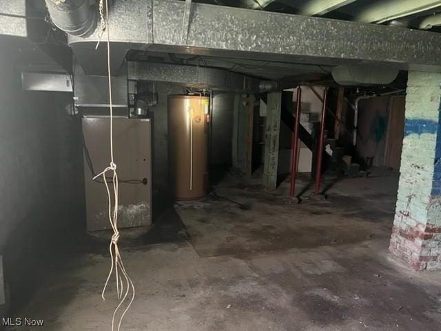 70610 Chermont Rd, Bridgeport, OH 43912 - unfinished basement featuring gas water heater