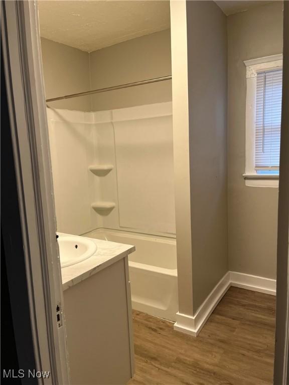 992 5th Ave, Akron, OH 44306 - photo 3
