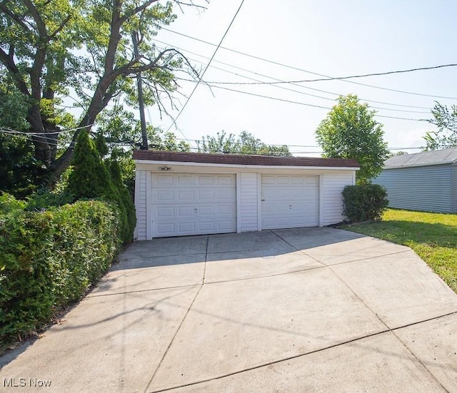 4435 W 58th St, Cleveland, OH 44144 - view of detached garage