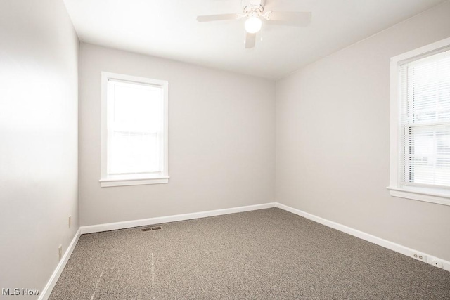 4435 W 58th St, Cleveland, OH 44144 - unfurnished room featuring carpet floors and ceiling fan