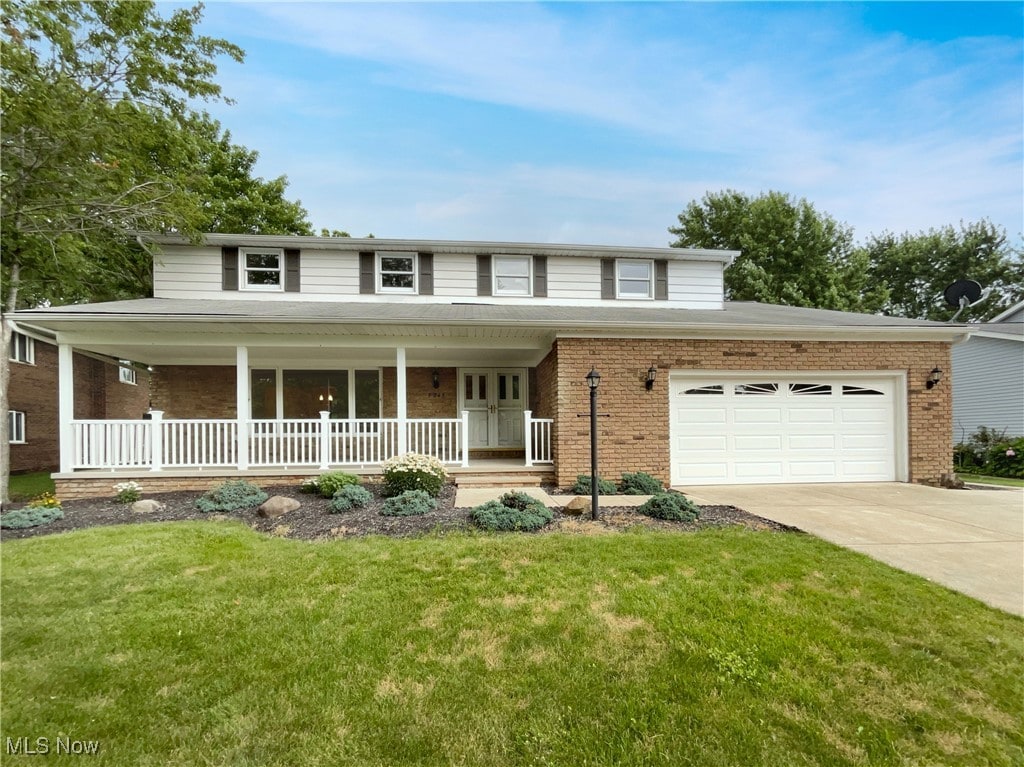7045 Anthony Ln, Cleveland, OH 44130 - photo 1