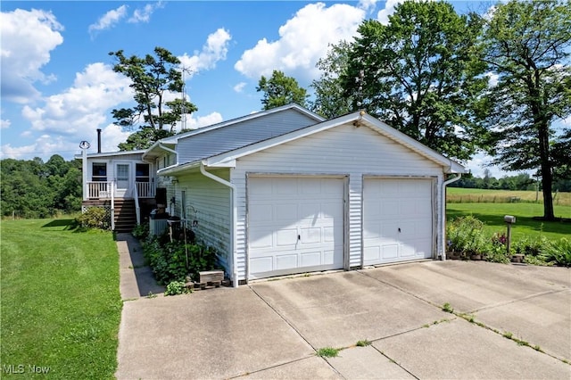 1292 Cinder Rd SE, Bergholz, OH 43908 - view of front of house featuring a front lawn
