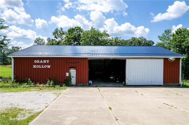 1292 Cinder Rd SE, Bergholz, OH 43908 - view of detached garage
