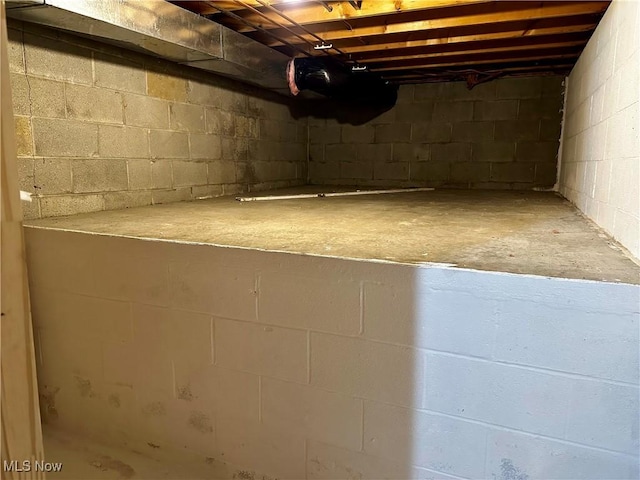 832 Meese Rd NE, Louisville, OH 44641 - view of unfinished basement