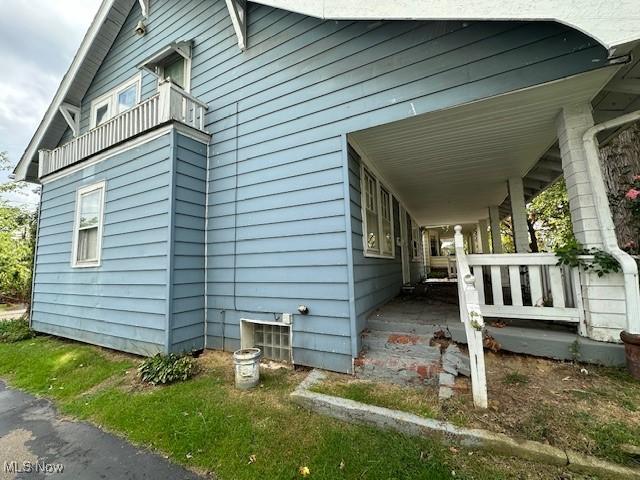 499 E 124th St, Cleveland, OH 44108 - view of side of home