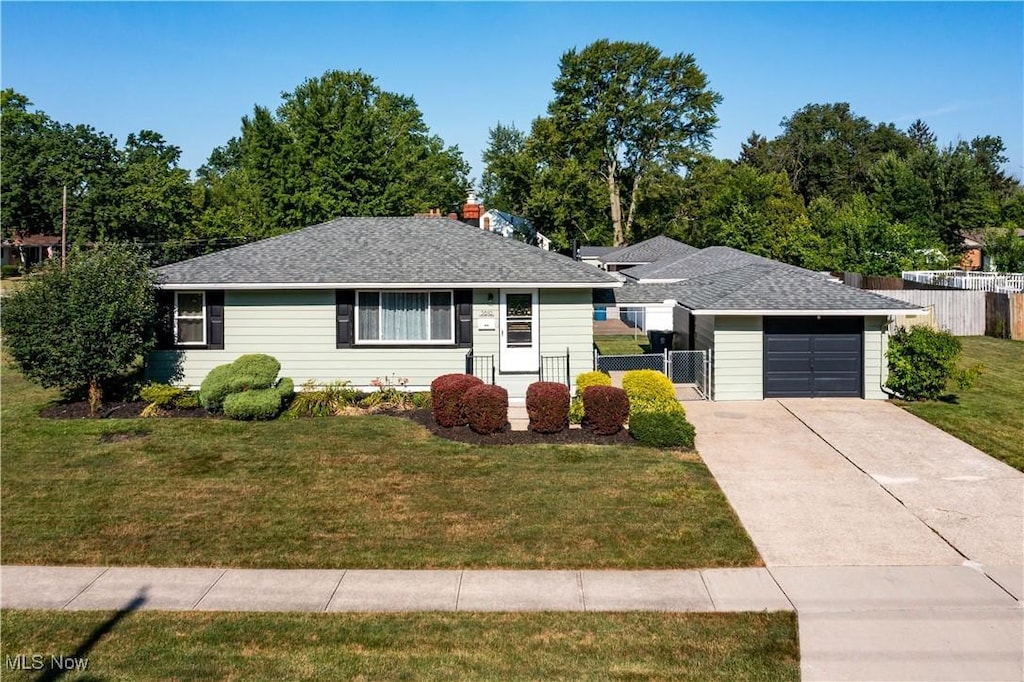 3610 Ashland Ave, Lorain, OH 44053 - photo 1