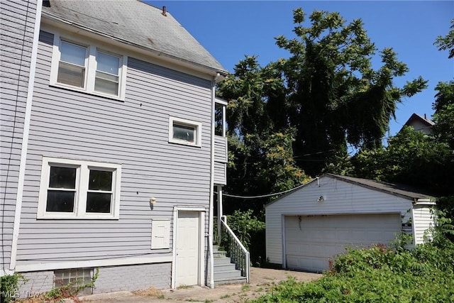 13519 Ashburton Ave, Cleveland, OH 44110 - photo 4