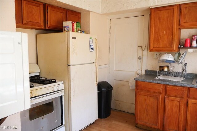 13519 Ashburton Ave, Cleveland, OH 44110 - photo 7
