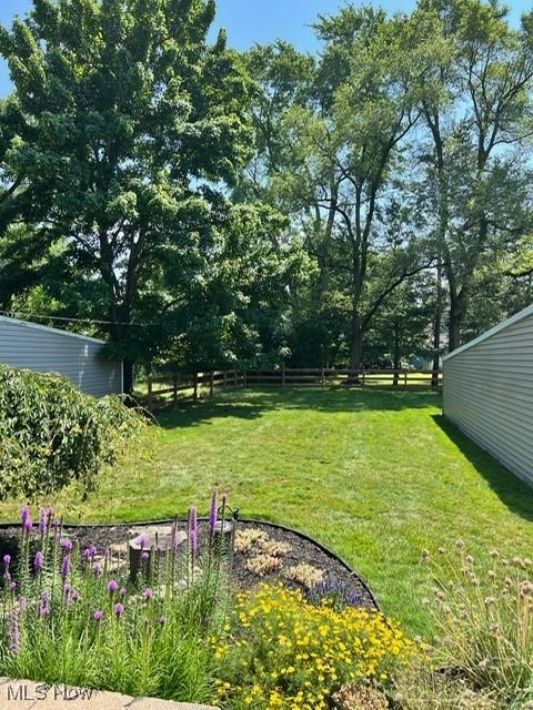 5384 Huron Rd, Lyndhurst, OH 44124 - view of green lawn