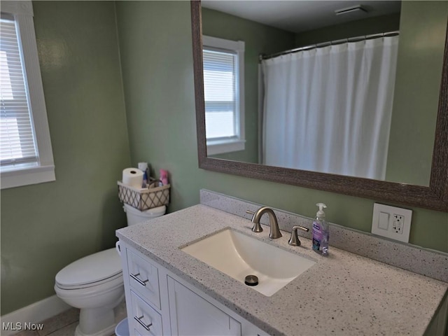 119 E 6th St, Williamstown, WV 26187 - full bath with vanity and curtained shower