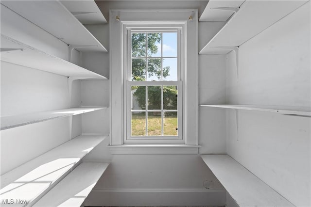 4010 11th Ave, Parkersburg, WV 26101 - view of spacious closet