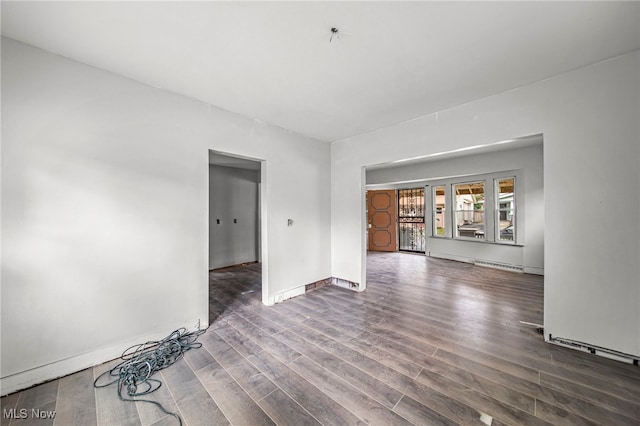 12330 Forest Grove Ave, Cleveland, OH 44108 - photo 9
