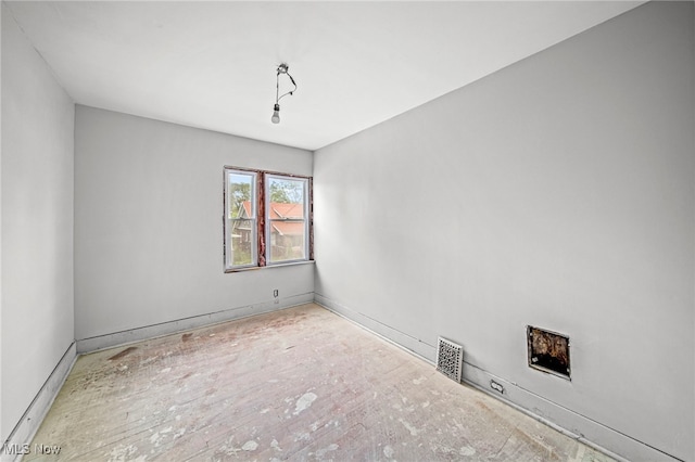 12330 Forest Grove Ave, Cleveland, OH 44108 - photo 15