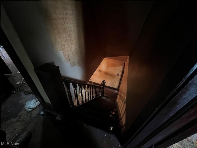 1529 Stark Ave SW, Canton, OH 44706 - view of stairs