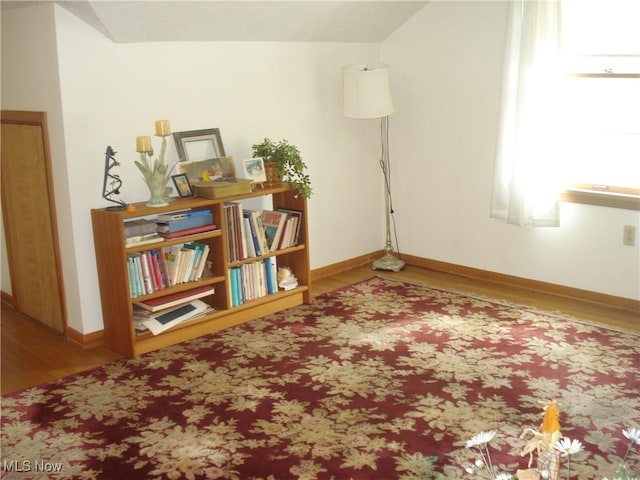 2466 N Taylor Rd, Cleveland Heights, OH 44118 - photo 32