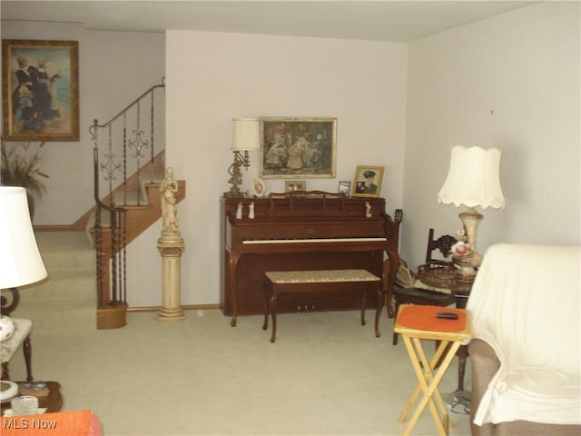 2466 N Taylor Rd, Cleveland Heights, OH 44118 - photo 6