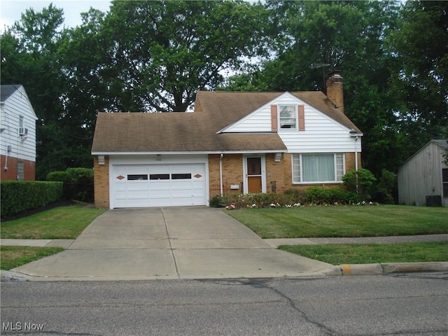 2466 N Taylor Rd, Cleveland Heights, OH 44118 - photo 1