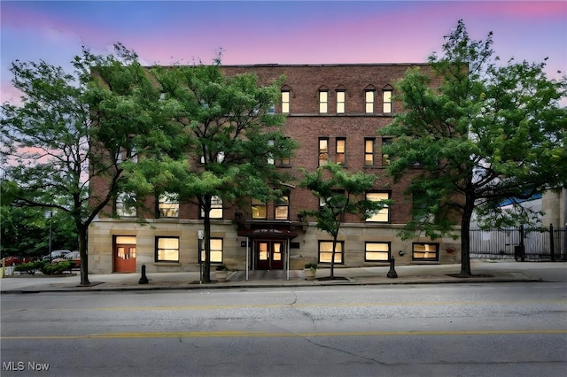 1133 W 9th St Unit 412, Cleveland, OH 44113 - photo 1