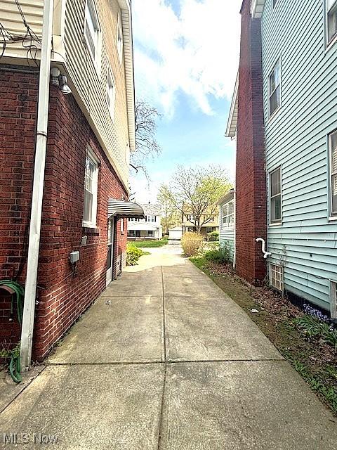 916 Whitby Rd, Cleveland Heights, OH 44112 - photo 33