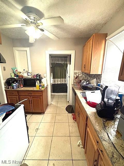 916 Whitby Rd, Cleveland Heights, OH 44112 - photo 6