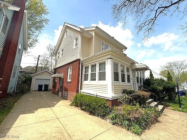 916 Whitby Rd, Cleveland Heights, OH 44112 - photo 2