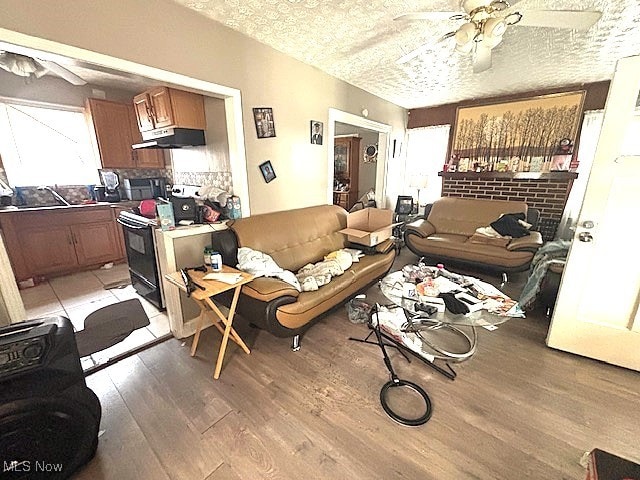 916 Whitby Rd, Cleveland Heights, OH 44112 - photo 11