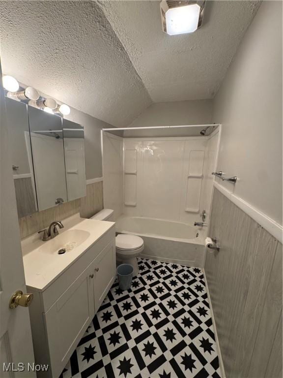 237 Gates Ave, Elyria, OH 44035 - photo 13
