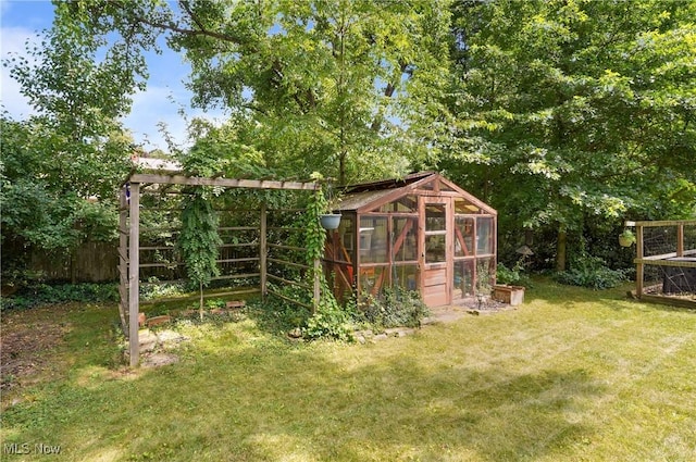 593 Mardon Ave, Akron, OH 44303 - view of greenhouse