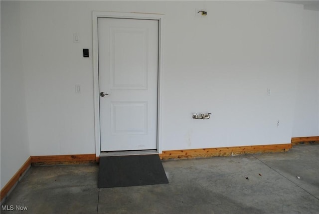 9064 Hummingbird Ln, North Ridgeville, OH 44039 - photo 30