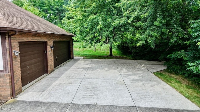2481 Parkridge Dr, Hinckley, OH 44233 - photo 9