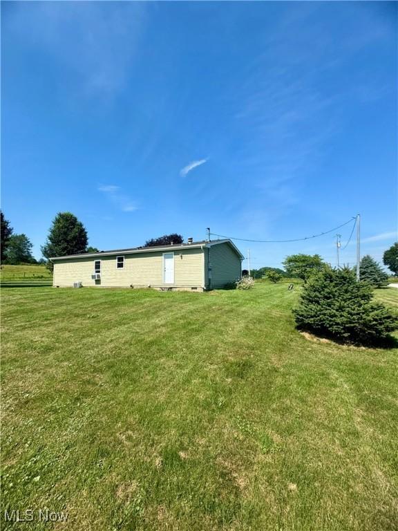 25481 Hopewell Rd, Gambier, OH 43022 - photo 17