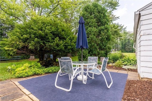 409 Yager Rd, New Franklin, OH 44216 - view of patio / terrace featuring outdoor dining space